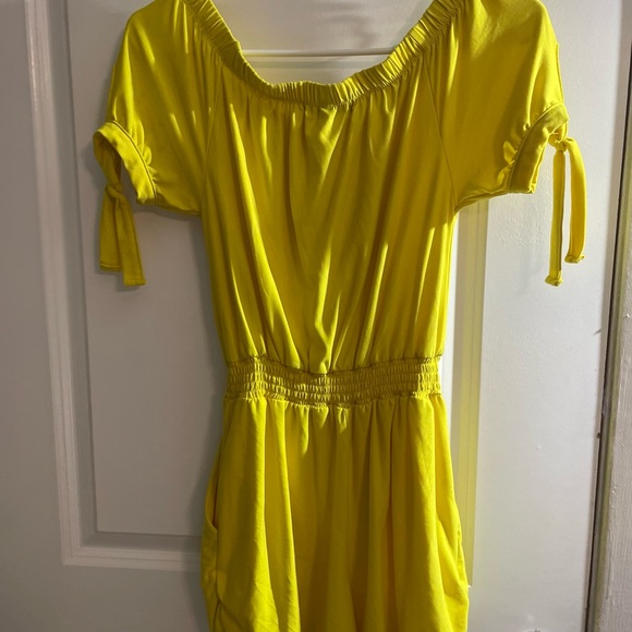Bright Yellow Romper - Picture 4 of 5